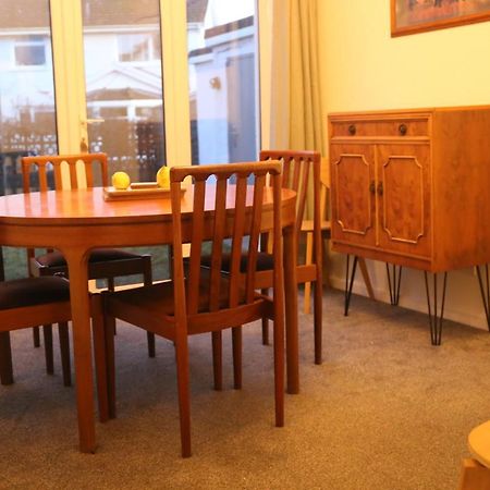 Lovely Home In Llantwit Major Extérieur photo