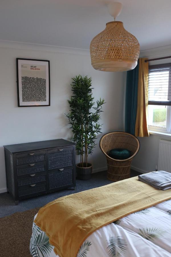 Lovely Home In Llantwit Major Extérieur photo